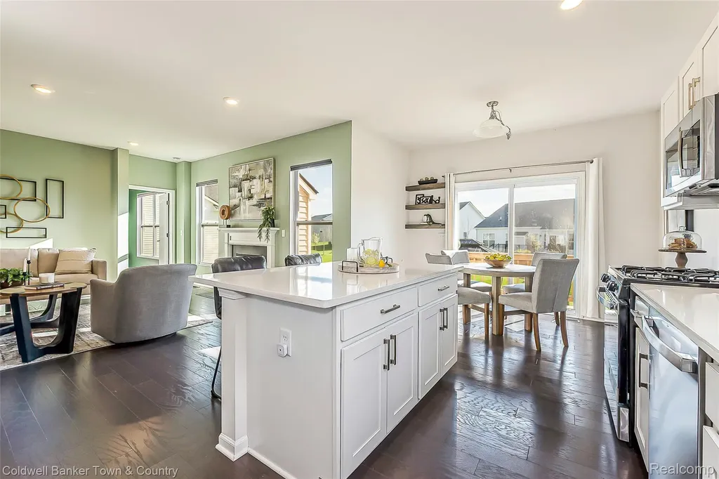 8126 Carston Lane Green Oak Township MI 48116