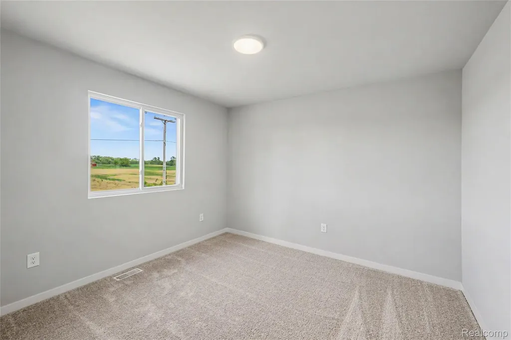 6030 Lahring Road Fenton Charter Township MI 48451
