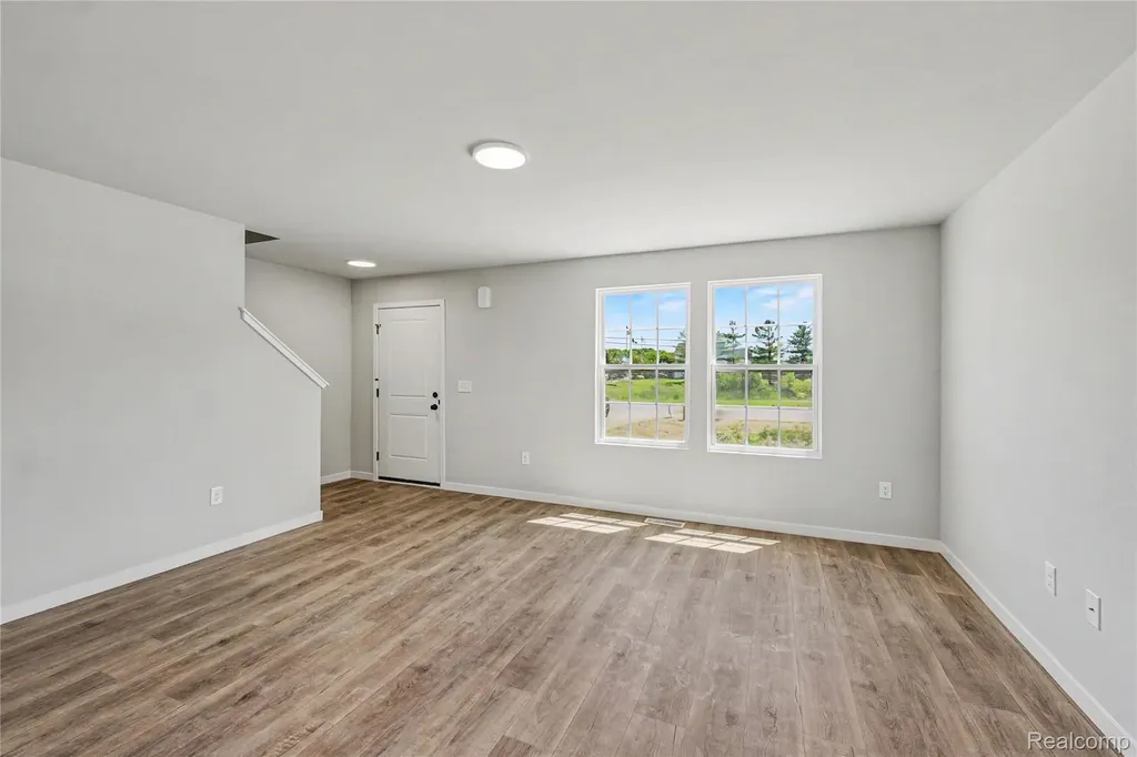 6030 Lahring Road Fenton Charter Township MI 48451
