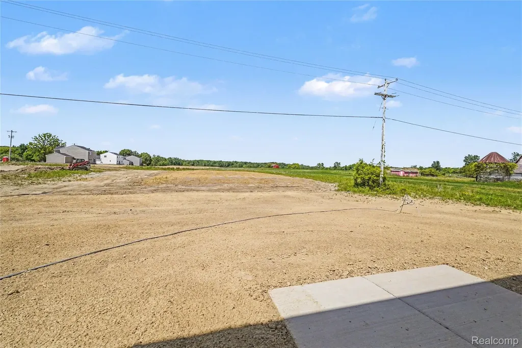 6030 Lahring Road Fenton Charter Township MI 48451