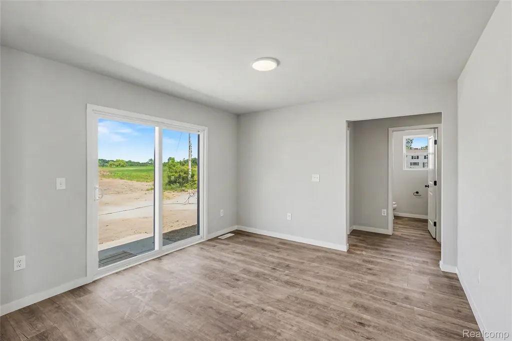6030 Lahring Road Fenton Charter Township MI 48451