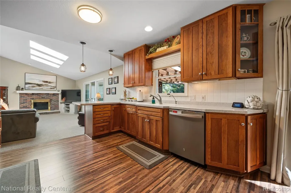 16 Lakeridge Drive Adrian Township MI 49221