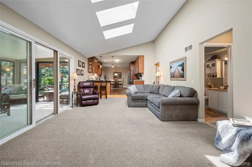 16 Lakeridge Drive Adrian Township MI 49221