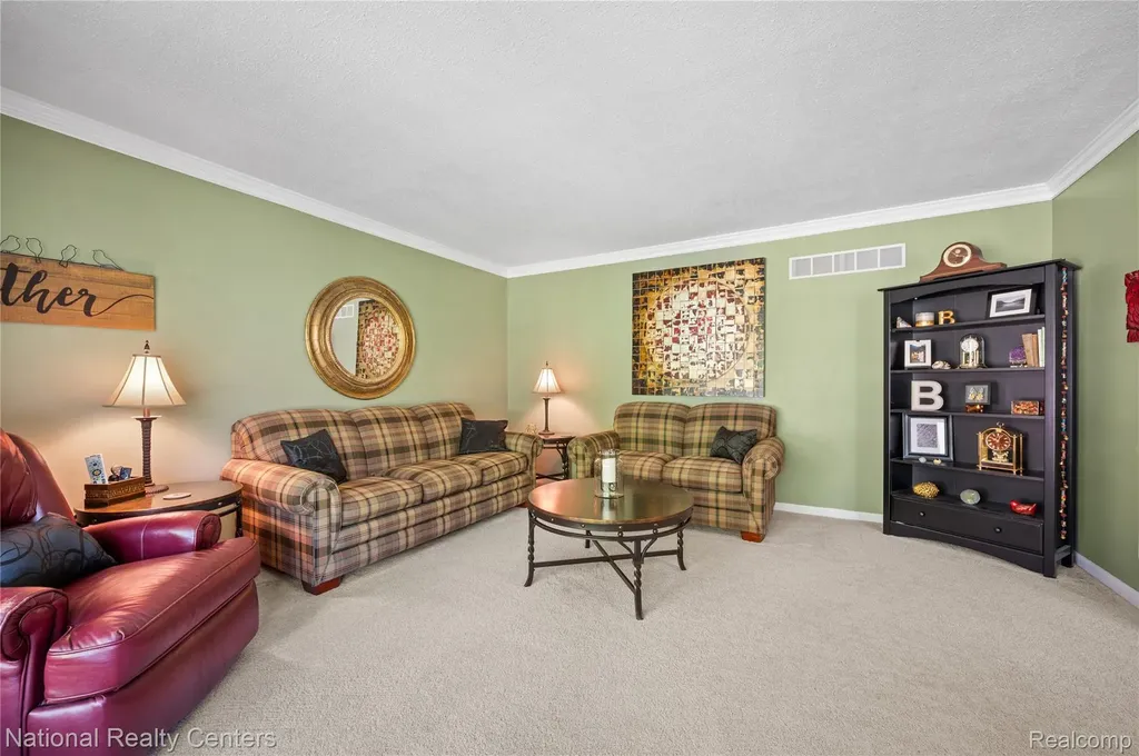 16 Lakeridge Drive Adrian Township MI 49221