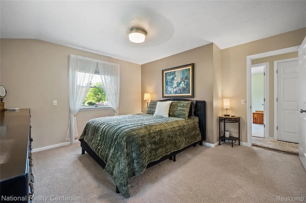 16 Lakeridge Drive Adrian Township MI 49221