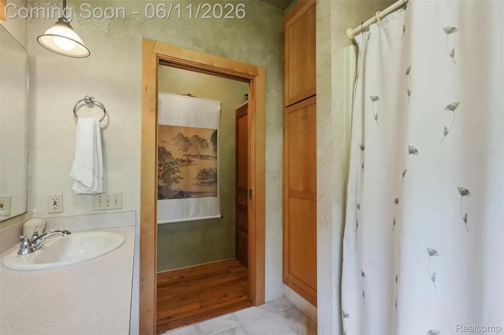 308 Nuthatch Road Ortonville Village MI 48462