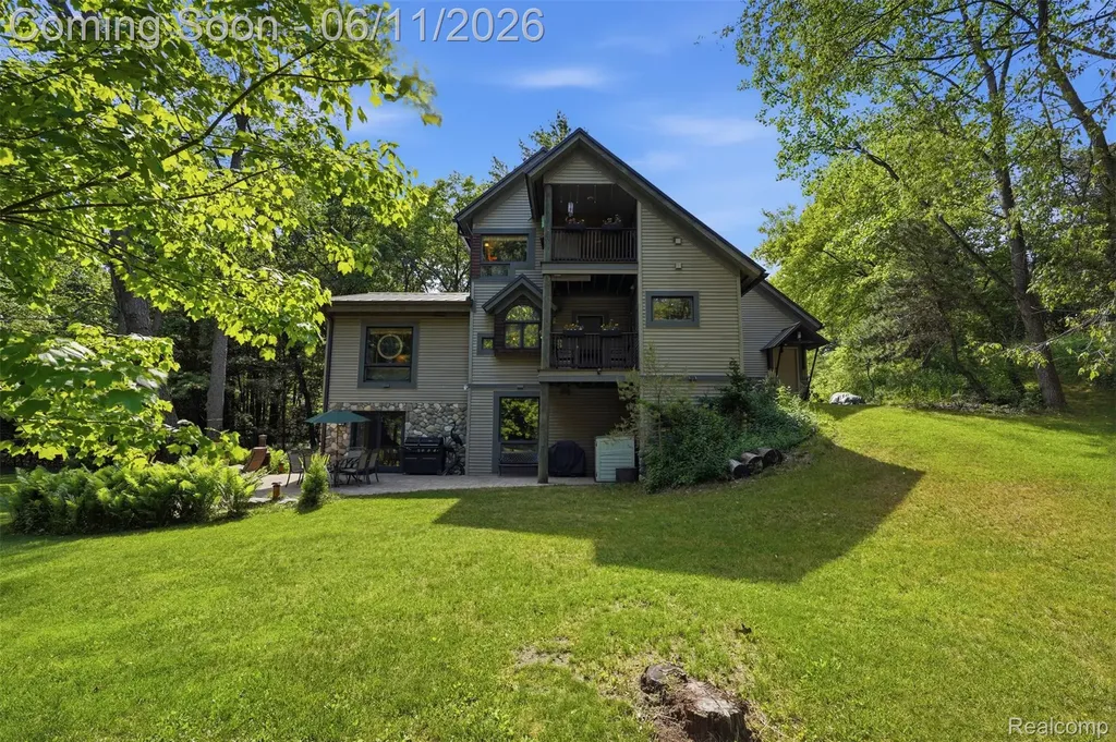 308 Nuthatch Road Ortonville Village MI 48462
