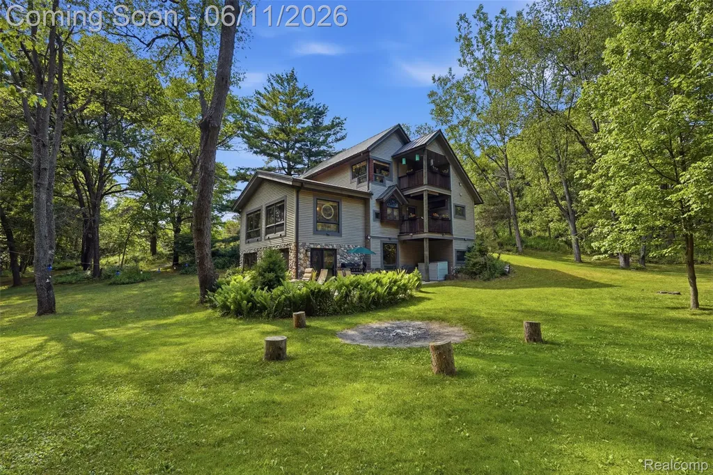 308 Nuthatch Road Ortonville Village MI 48462