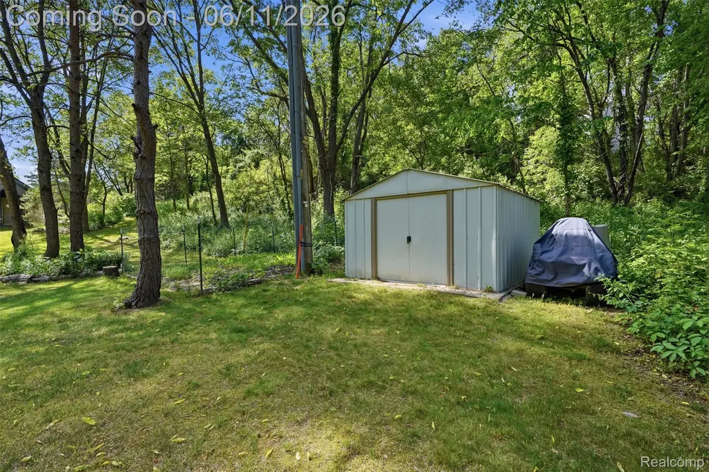 308 Nuthatch Road Ortonville Village MI 48462