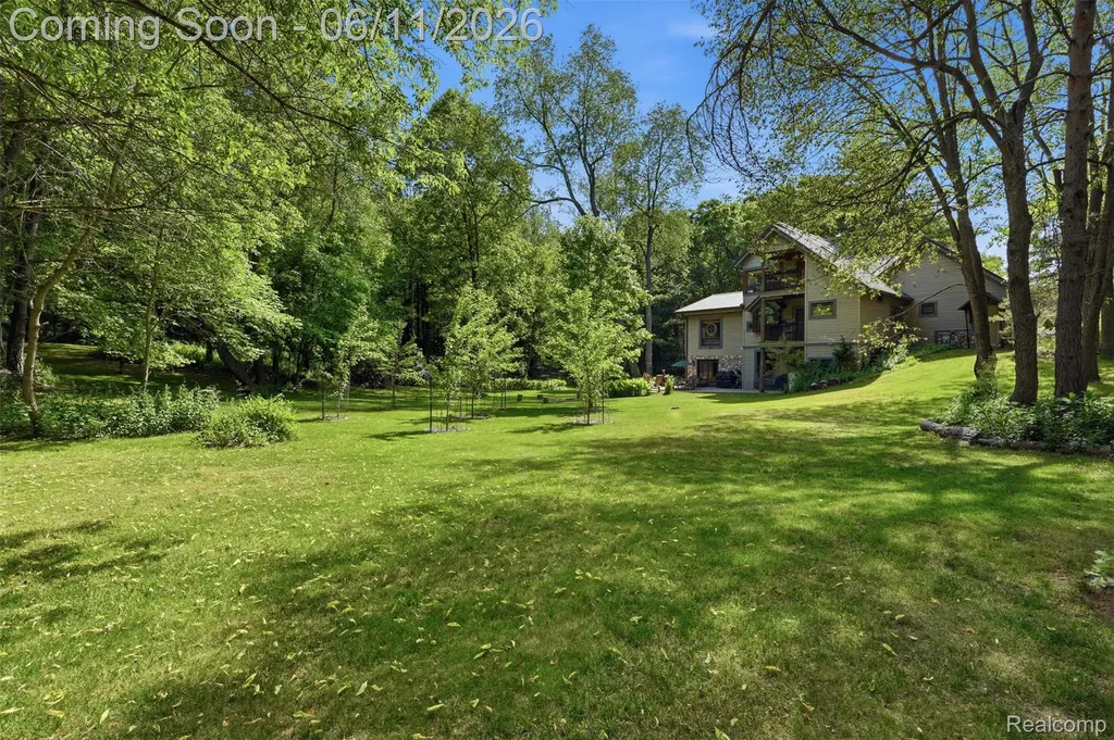 308 Nuthatch Road Ortonville Village MI 48462