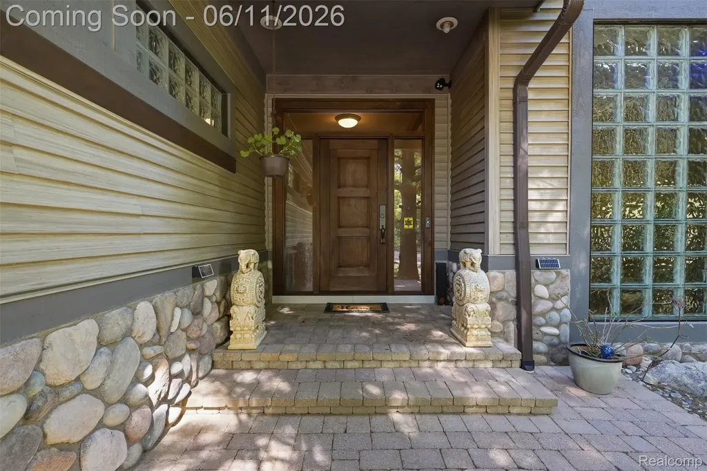 308 Nuthatch Road Ortonville Village MI 48462