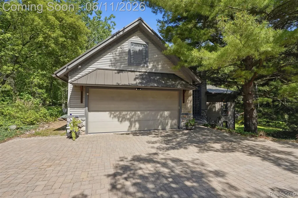 308 Nuthatch Road Ortonville Village MI 48462