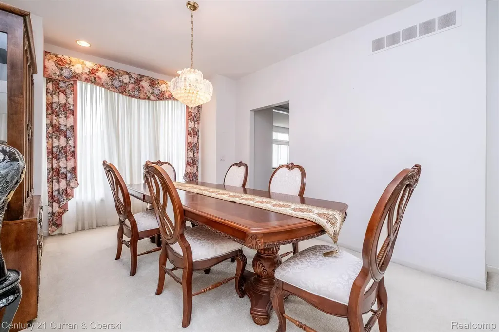 3021 Chinaberry Court Sterling Heights City MI 48314