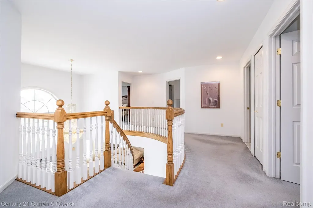 3021 Chinaberry Court Sterling Heights City MI 48314