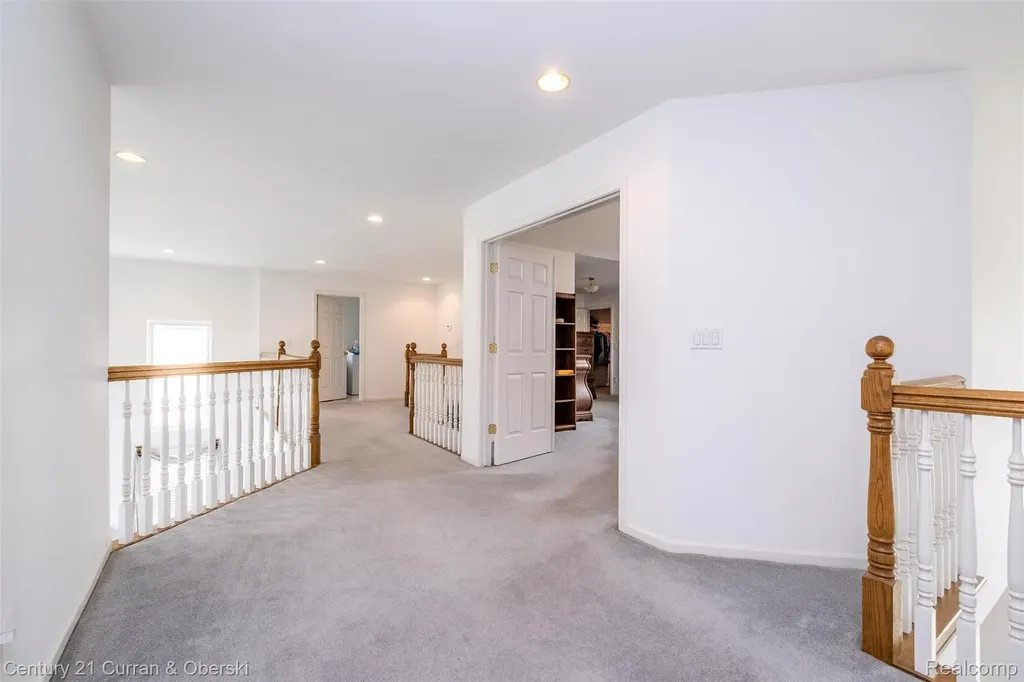 3021 Chinaberry Court Sterling Heights City MI 48314