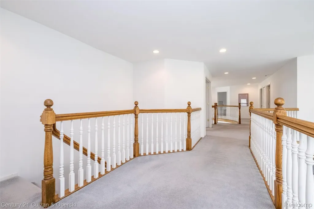 3021 Chinaberry Court Sterling Heights City MI 48314