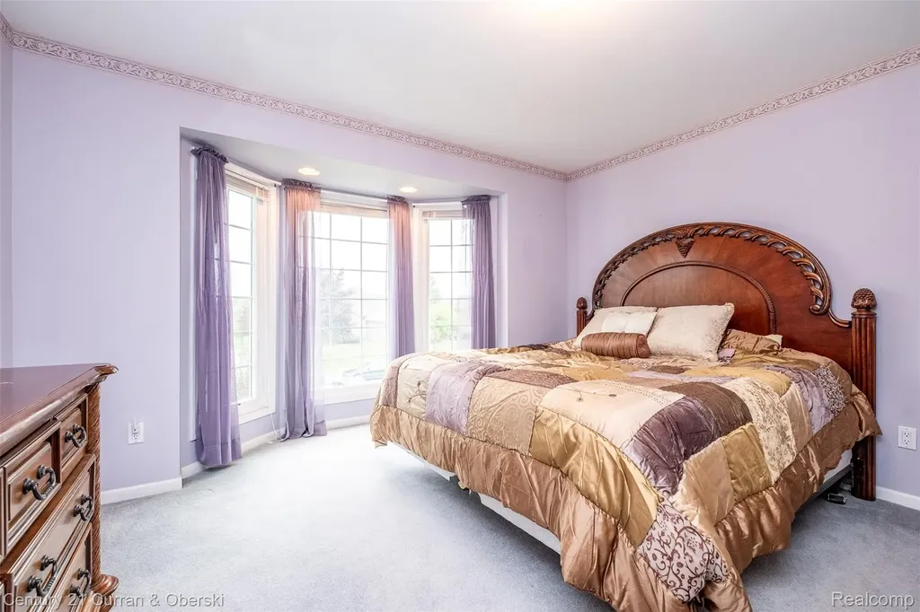 3021 Chinaberry Court Sterling Heights City MI 48314