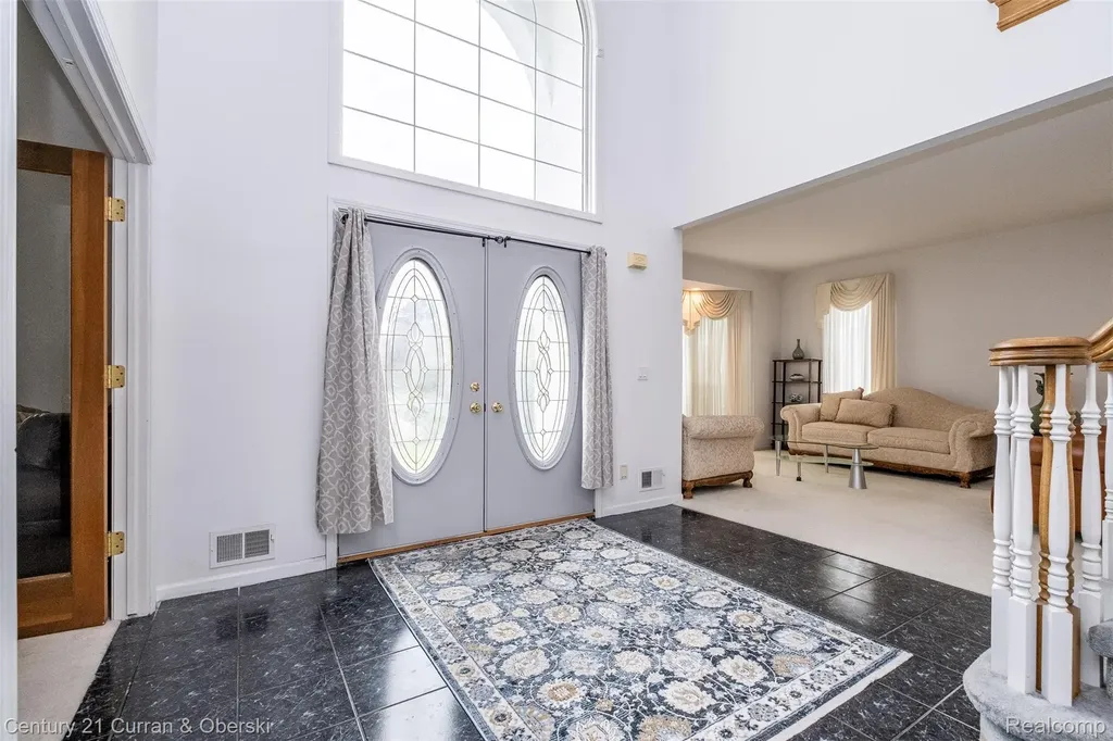 3021 Chinaberry Court Sterling Heights City MI 48314