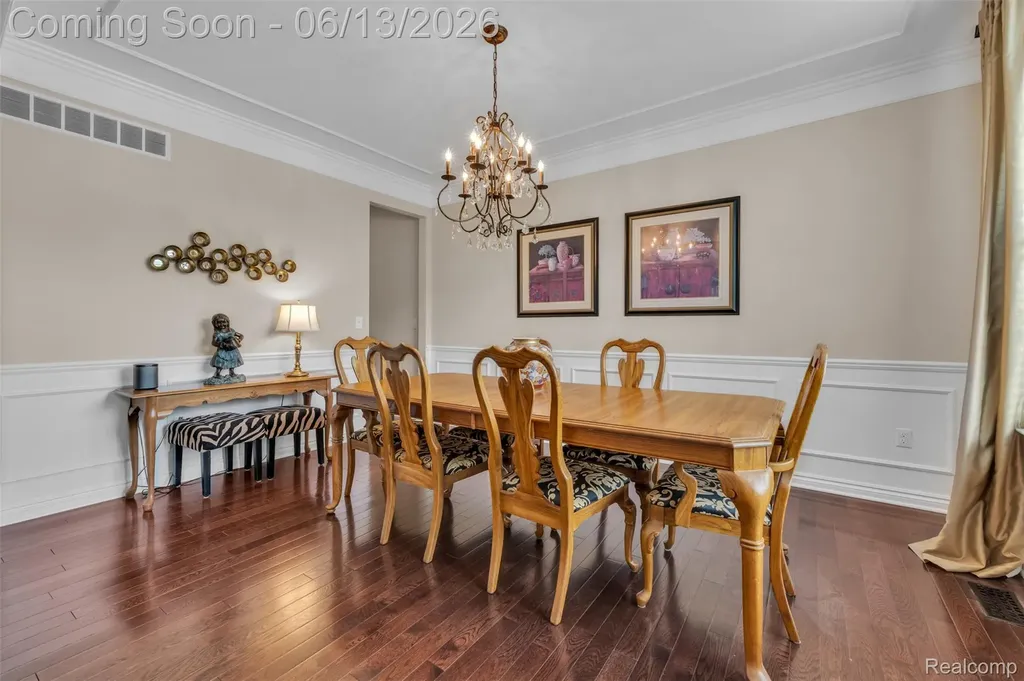 23719 Stoneleigh Drive Lyon Charter Township MI 48178