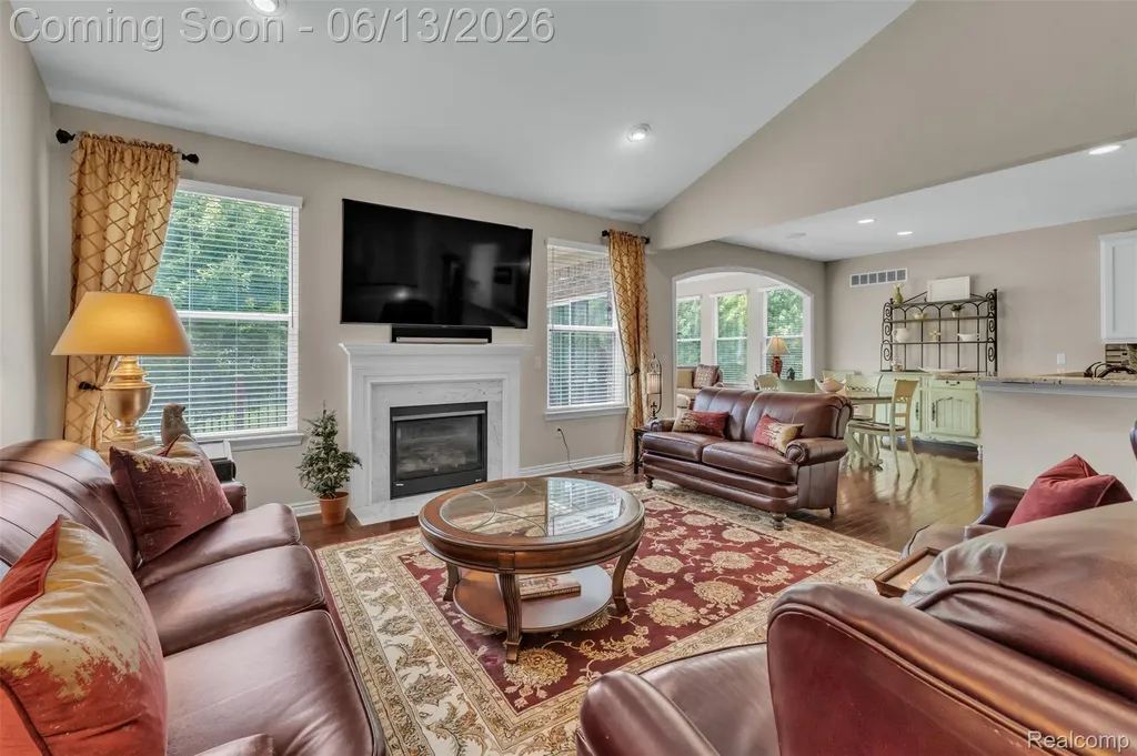 23719 Stoneleigh Drive Lyon Charter Township MI 48178