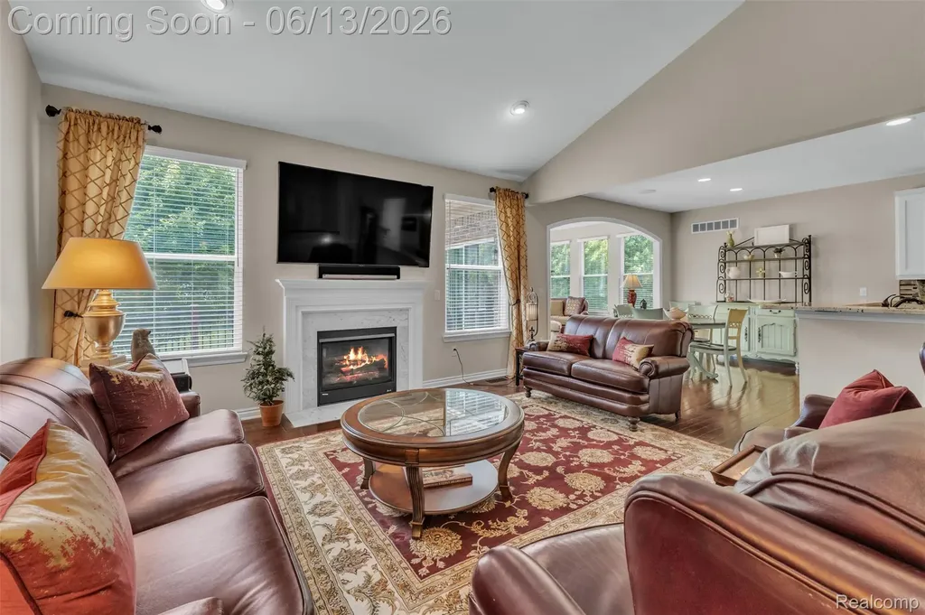 23719 Stoneleigh Drive Lyon Charter Township MI 48178