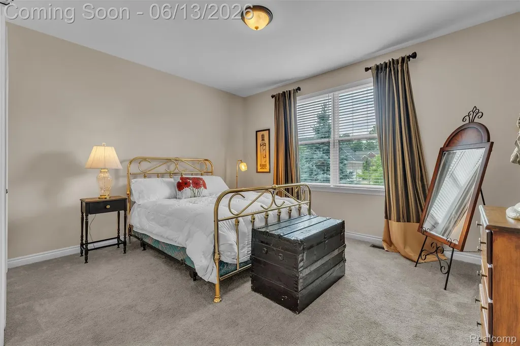 23719 Stoneleigh Drive Lyon Charter Township MI 48178