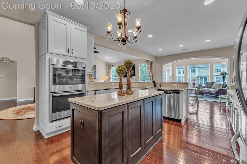 23719 Stoneleigh Drive Lyon Charter Township MI 48178