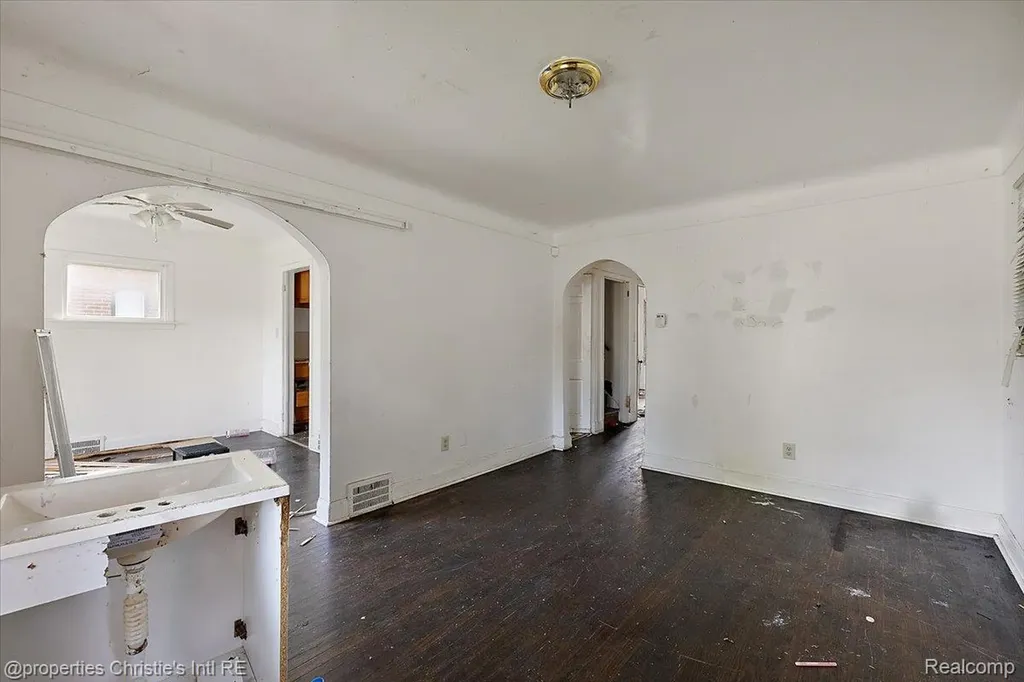 12047 Robson Street Detroit City MI 48227