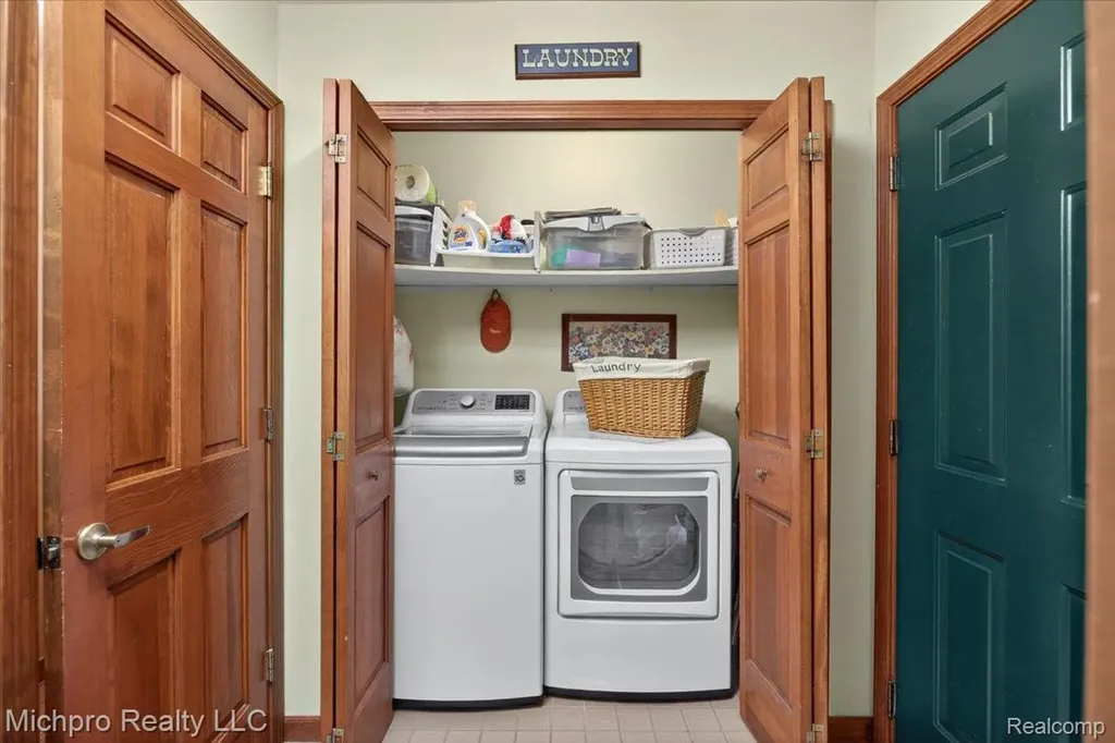 670 Green Creek Lane Brandon Charter Township MI 48371