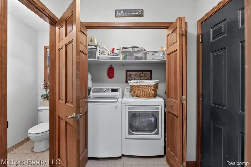 670 Green Creek Lane Brandon Charter Township MI 48371