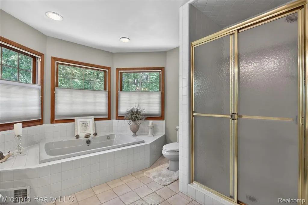 670 Green Creek Lane Brandon Charter Township MI 48371