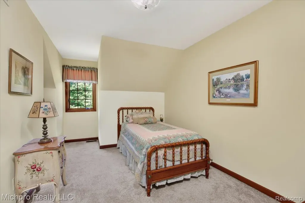 670 Green Creek Lane Brandon Charter Township MI 48371