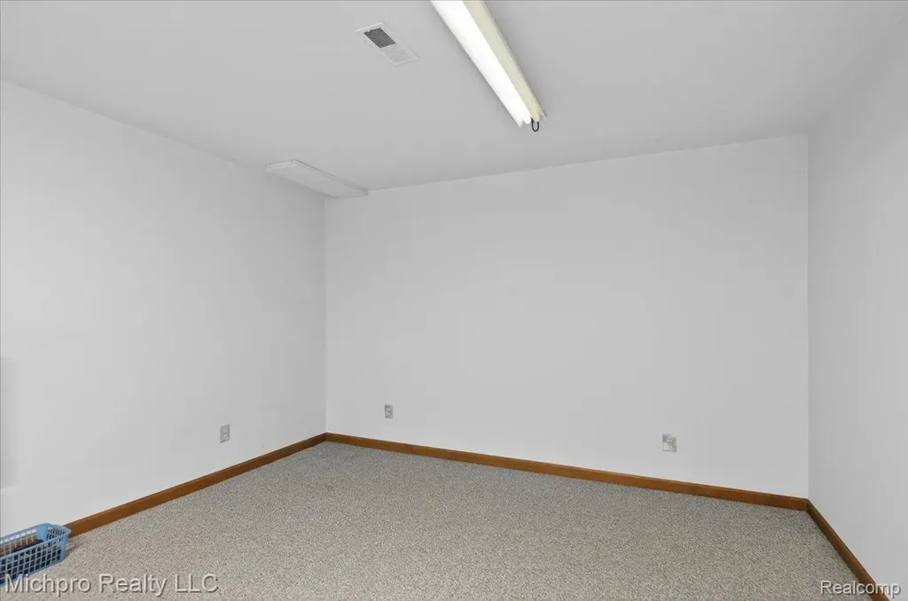 670 Green Creek Lane Brandon Charter Township MI 48371