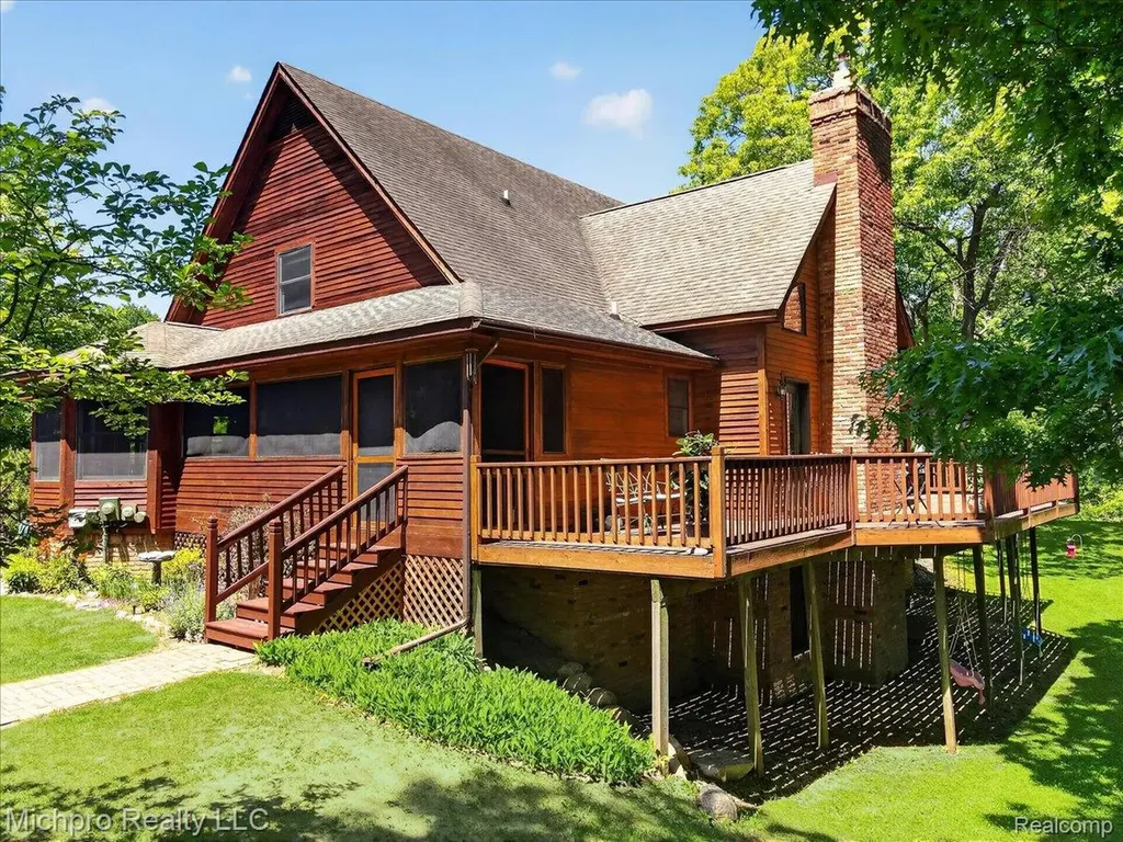 670 Green Creek Lane Brandon Charter Township MI 48371