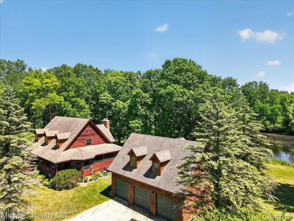 670 Green Creek Lane Brandon Charter Township MI 48371