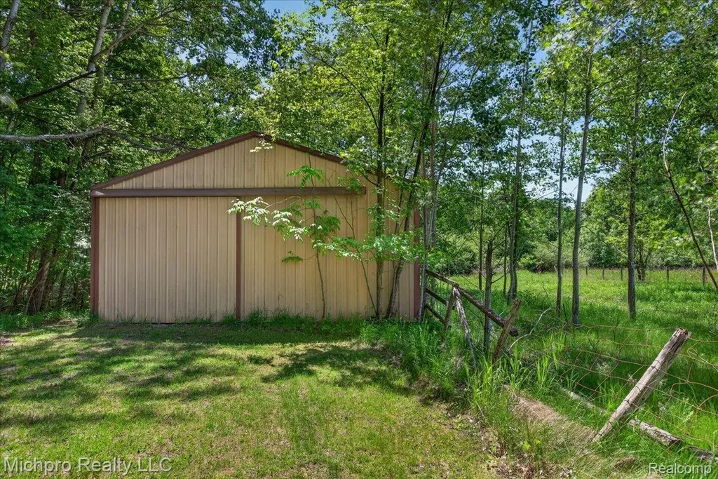 670 Green Creek Lane Brandon Charter Township MI 48371