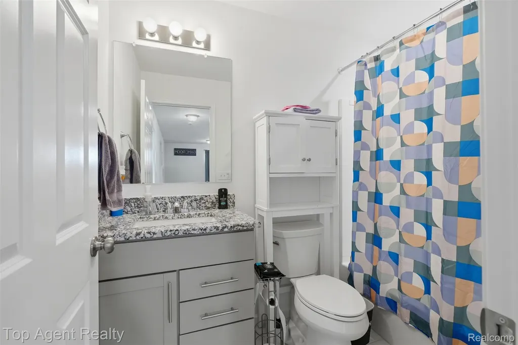 58286 Salt River Court New Haven Village MI 48048