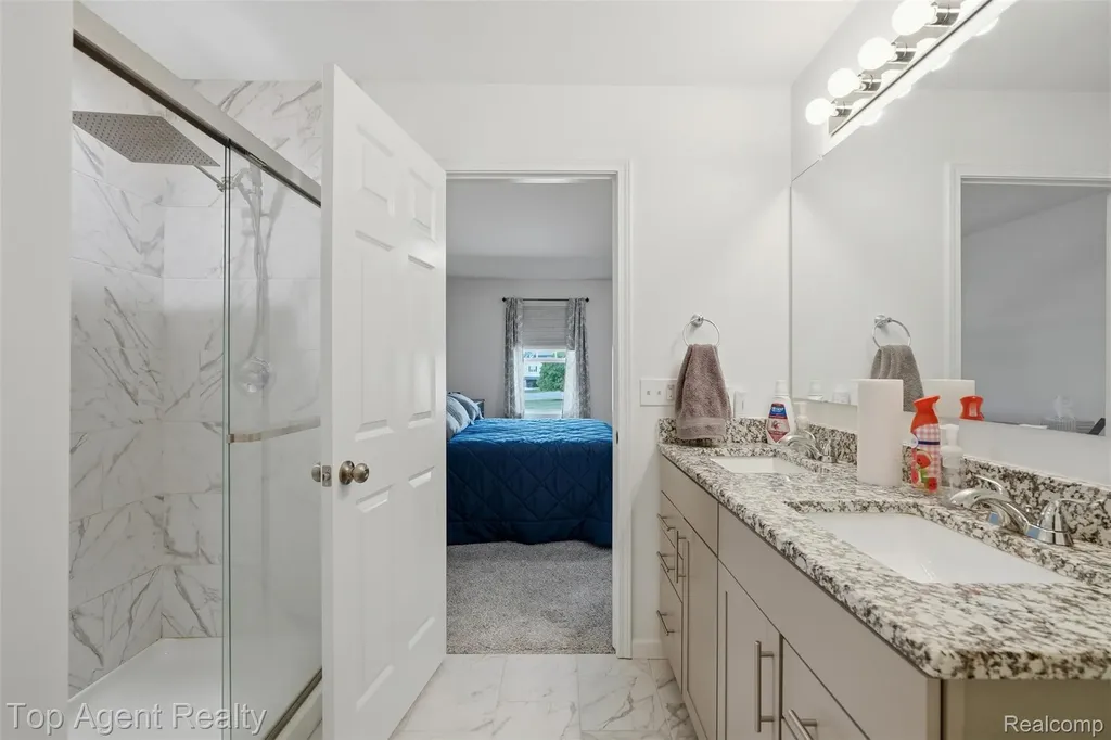 58286 Salt River Court New Haven Village MI 48048