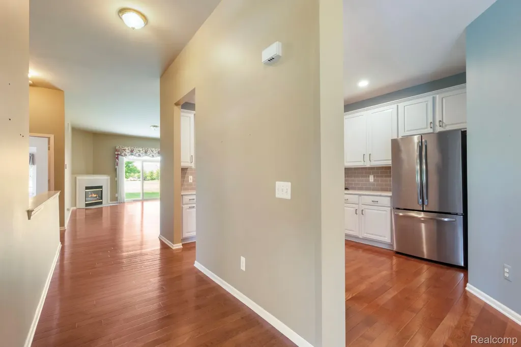 40658 Saint Louis Drive Clinton Charter Township MI 48038