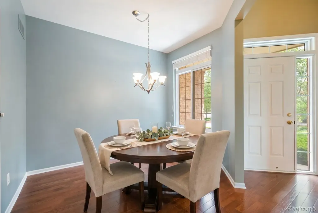 40658 Saint Louis Drive Clinton Charter Township MI 48038