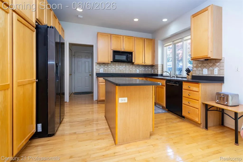 29401 Windmill Court Farmington Hills City MI 48334