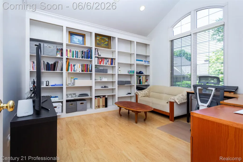 29401 Windmill Court Farmington Hills City MI 48334