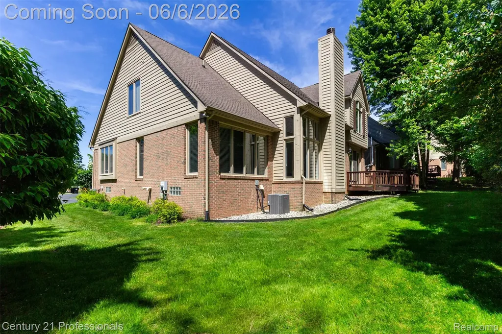 29401 Windmill Court Farmington Hills City MI 48334