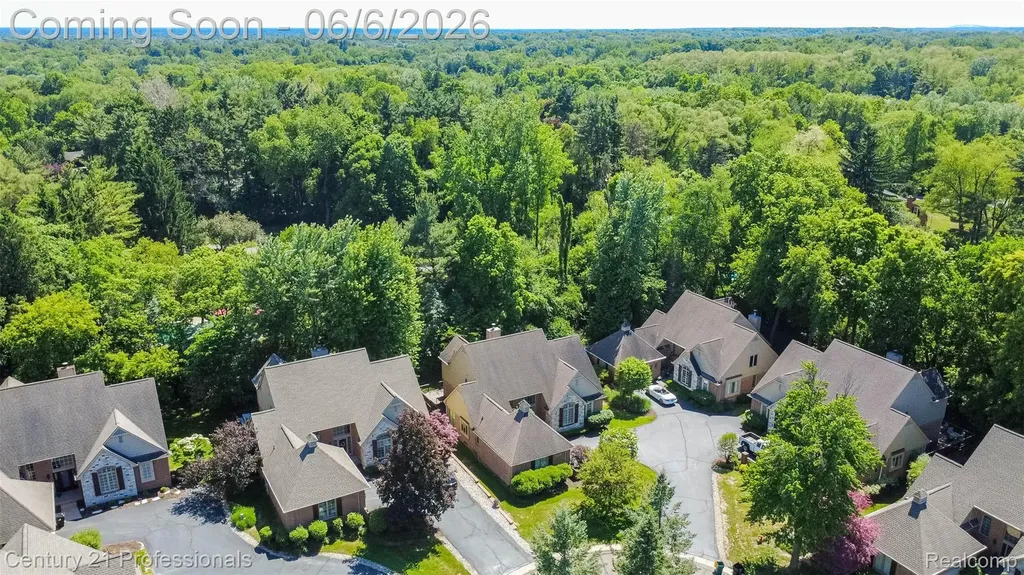 29401 Windmill Court Farmington Hills City MI 48334