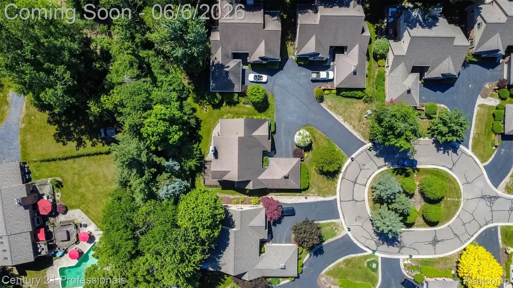 29401 Windmill Court Farmington Hills City MI 48334
