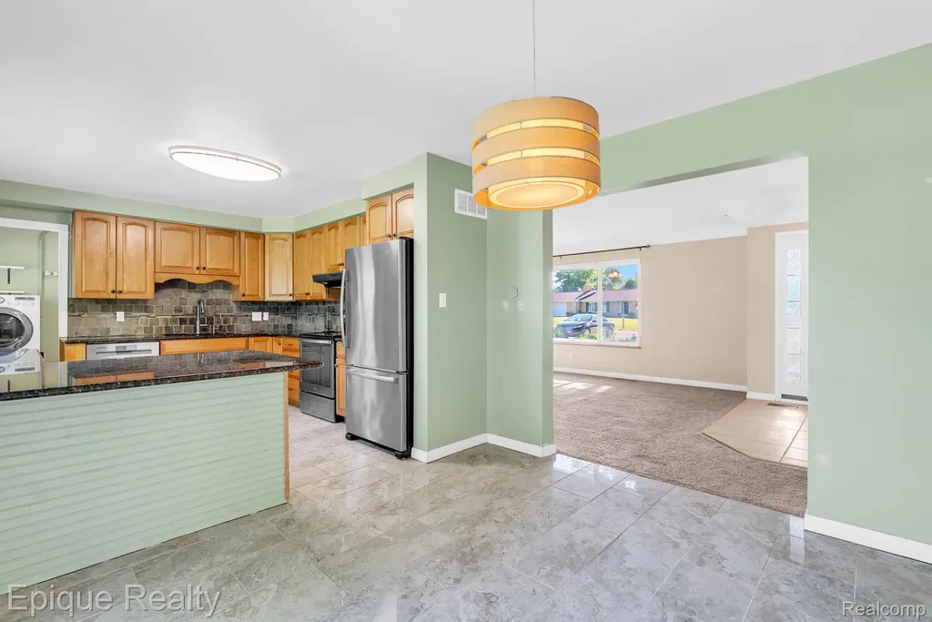8052 Dungarvin Drive Grand Blanc Charter Township MI 48439