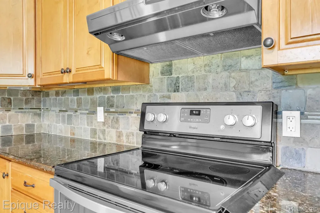 8052 Dungarvin Drive Grand Blanc Charter Township MI 48439