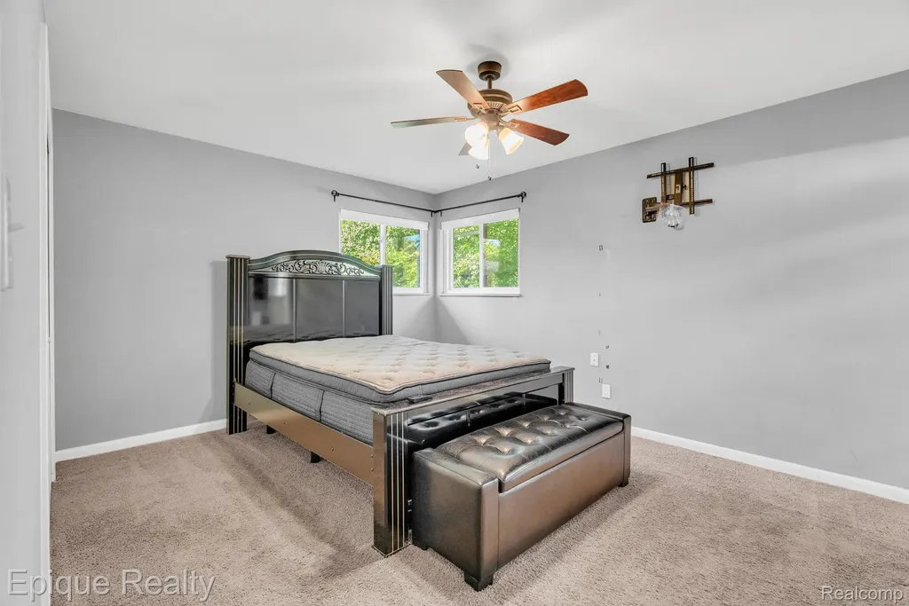 8052 Dungarvin Drive Grand Blanc Charter Township MI 48439