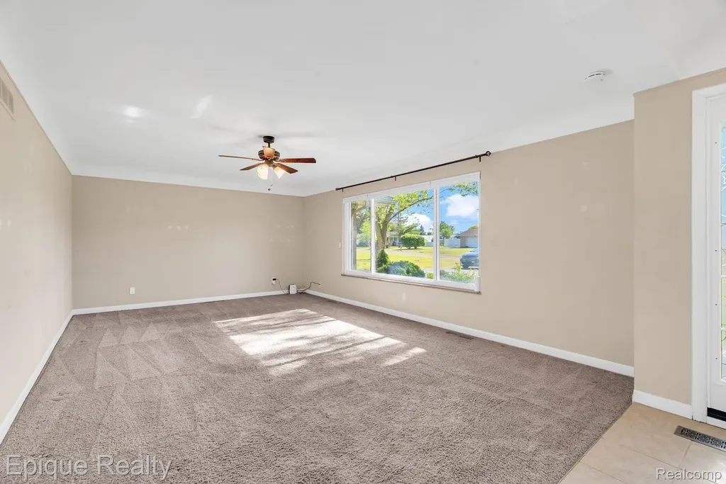 8052 Dungarvin Drive Grand Blanc Charter Township MI 48439