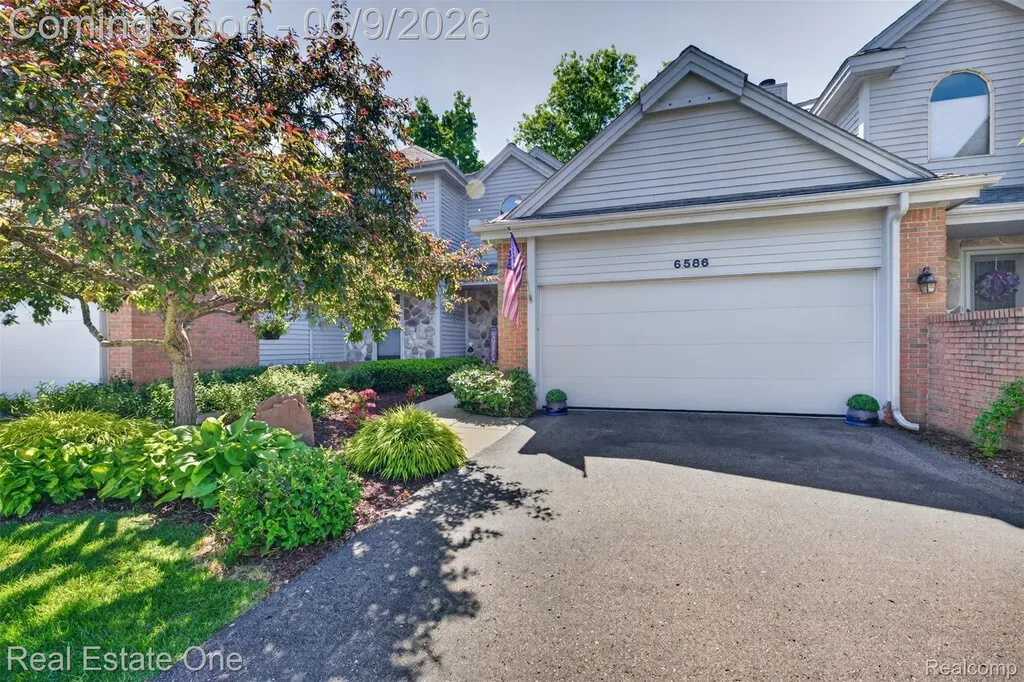 6586 Scenic Pines Court Independence Charter Township MI 48346